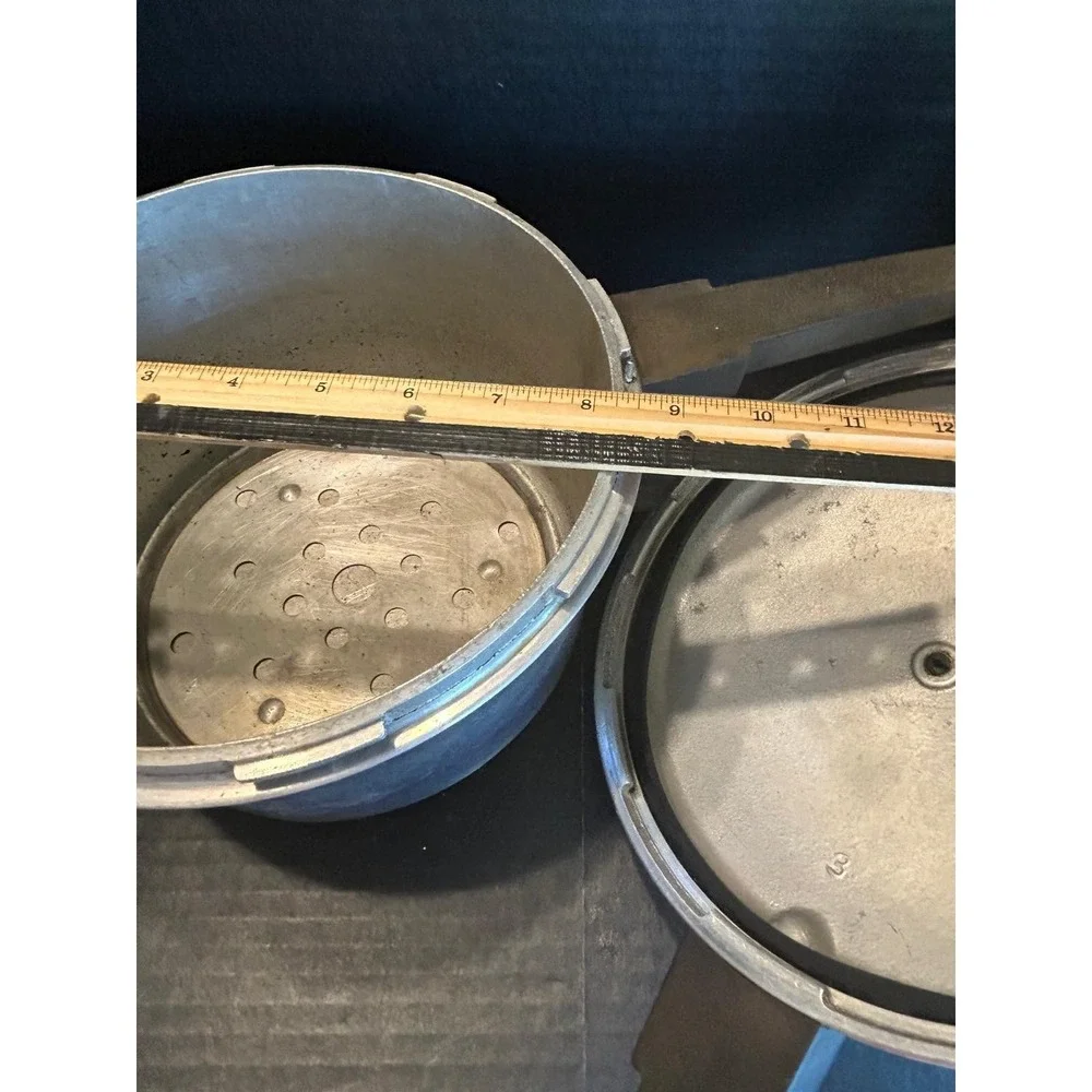 Vintage Presto 4 Qt Pressure Cooker Model 204